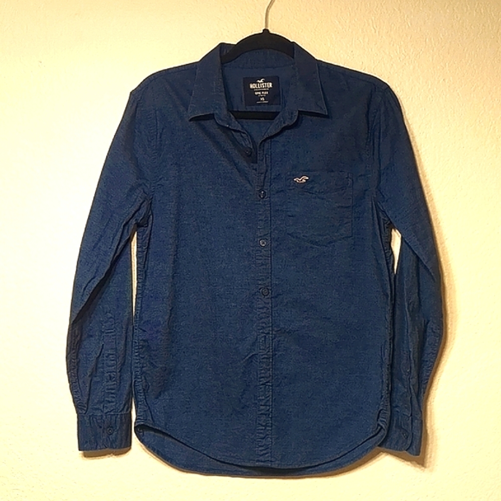 HOLLISTER CHAMBRAY SHIRT